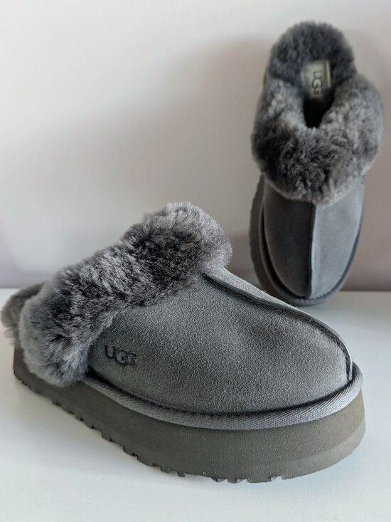 UGG Shoes - NWOT UGG Disquette Platform Slipper Charcoal Grey - Size 6